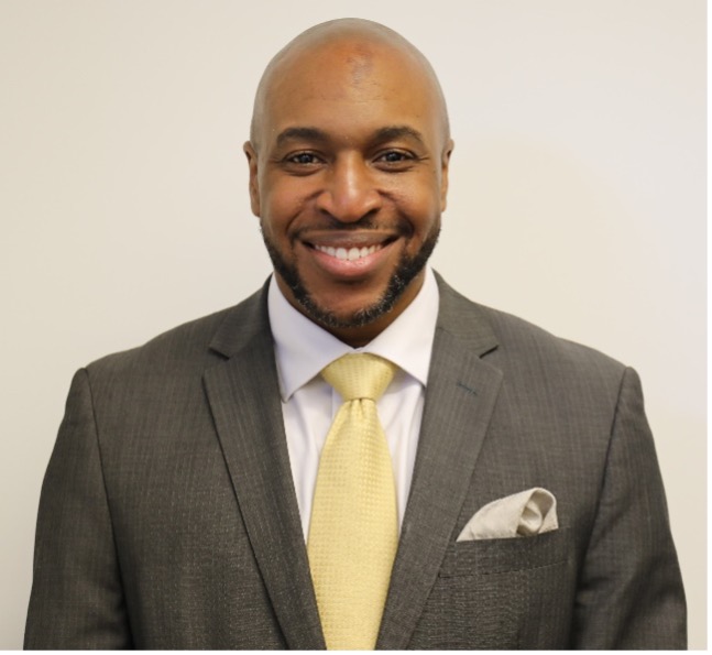 Aaron Myers Headshot.jpg